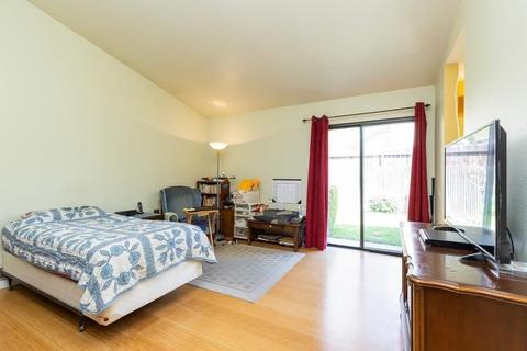 3300 Oak Stream Ct, Carmichael, CA 95608 photo 16