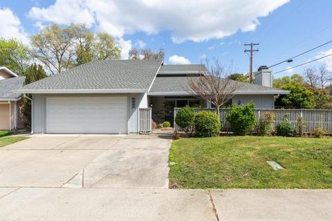 3300 Oak Stream Ct, Carmichael, CA 95608 photo 1