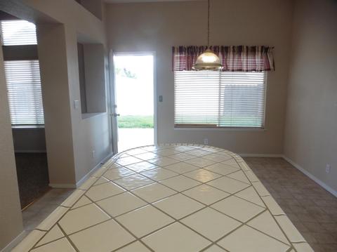 136 Ruess, Ripon, CA 95366 photo 9