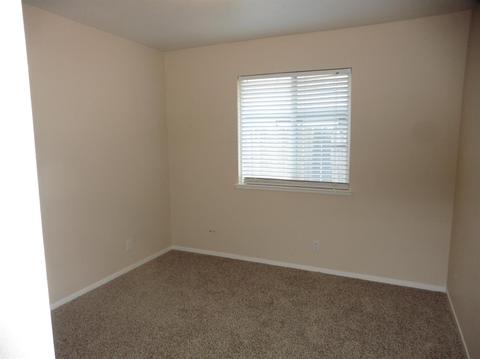 136 Ruess, Ripon, CA 95366 photo 14