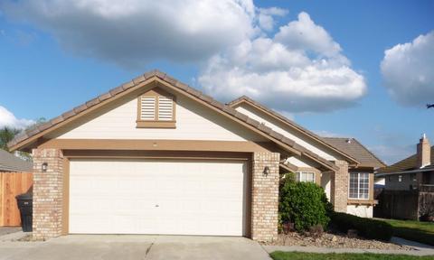 136 Ruess, Ripon, CA 95366 photo 1