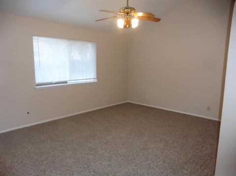 136 Ruess, Ripon, CA 95366 photo 11