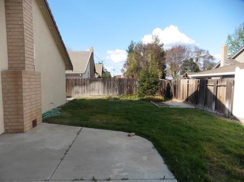 136 Ruess, Ripon, CA 95366 photo 19