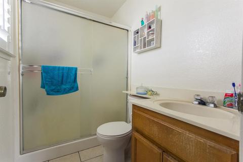 2821 Kidd Ct, Modesto, CA 95358 photo 11