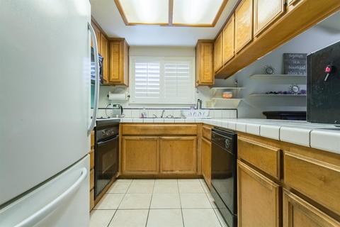 2821 Kidd Ct, Modesto, CA 95358 photo 7