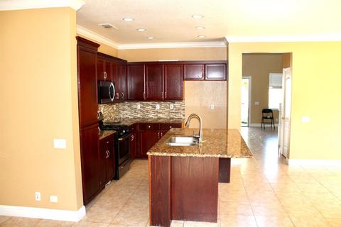 4192 Piccadilly Ln, Turlock, CA 95382 photo 11