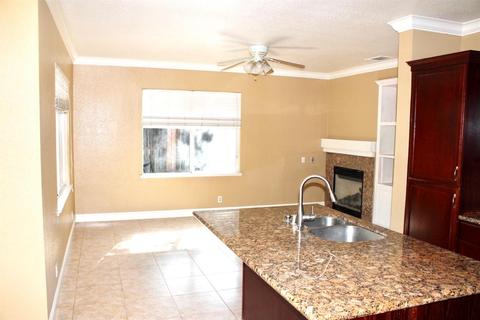 4192 Piccadilly Ln, Turlock, CA 95382 photo 8