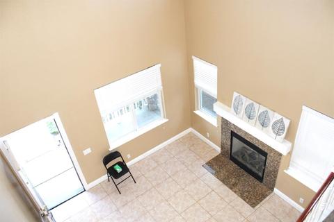 4192 Piccadilly Ln, Turlock, CA 95382 photo 5