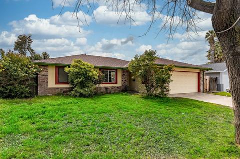 1700 Celeste Dr, Modesto, CA 95355 photo 2