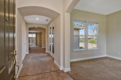 4657 Encanto Ln, Tracy, CA 95377 photo 2