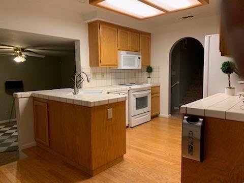 749 Parkston Ct, Modesto, CA 95357 photo 5
