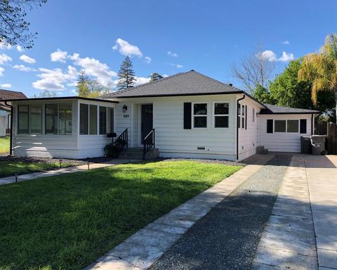 205 Baker St, Winters, CA 95694 photo 1