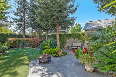 3837 Rotterdam Ave, Modesto, CA 95356 photo 38