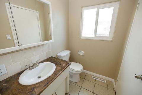 2117 Regent Ct, Modesto, CA 95350 photo 23