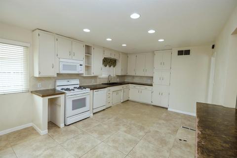2117 Regent Ct, Modesto, CA 95350 photo 12