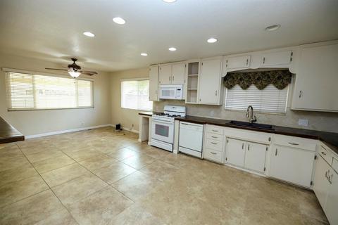 2117 Regent Ct, Modesto, CA 95350 photo 14