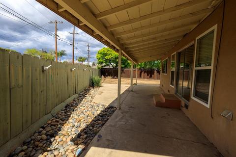 2117 Regent Ct, Modesto, CA 95350 photo 30