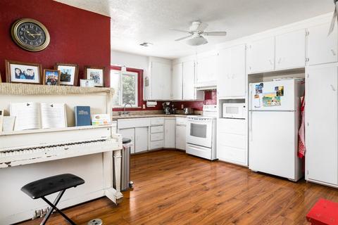 1621 Concord Ave, Modesto, CA 95350 photo 13