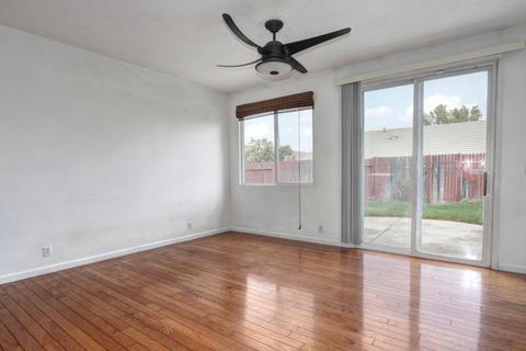 5837 Blue Beech, Antelope, CA 95843 photo 9