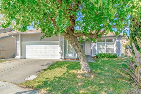 945 Zaragoza St, Davis, CA 95618 photo 2