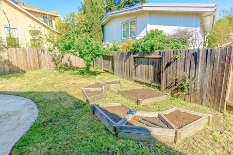 945 Zaragoza St, Davis, CA 95618 photo 24