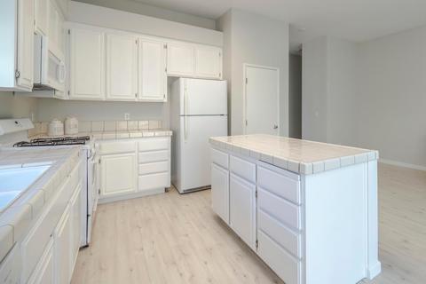 945 Zaragoza St, Davis, CA 95618 photo 13