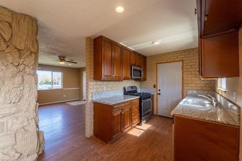 620 Somoa Ln, Lathrop, CA 95330 photo 5