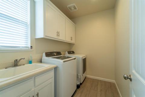 2525 Bloom Ct, Modesto, CA 95355 photo 15