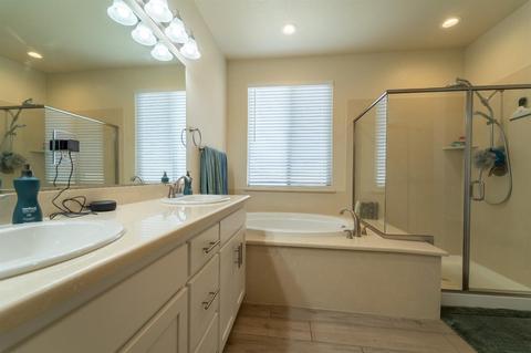2525 Bloom Ct, Modesto, CA 95355 photo 23