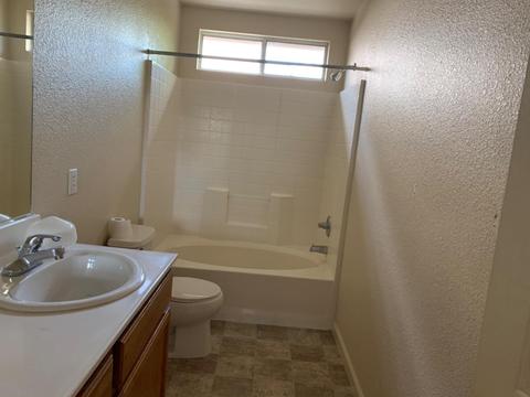 1228 Grebe Ln, Patterson, CA 95363 photo 10