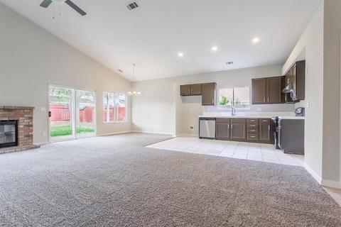 515 Chesterfield Dr, Patterson, CA 95363 photo 8