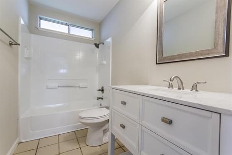 515 Chesterfield Dr, Patterson, CA 95363 photo 19