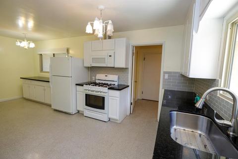 1222 Trinity Ave, Modesto, CA 95350 photo 22