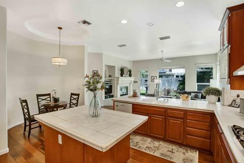 5601 Hoag Pl, Davis, CA 95618 photo 25