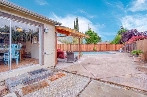 1666 Duncan Dr, Tracy, CA 95376 photo 2