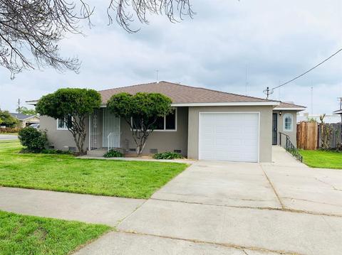 742 K St, Merced, CA 95341 photo 1