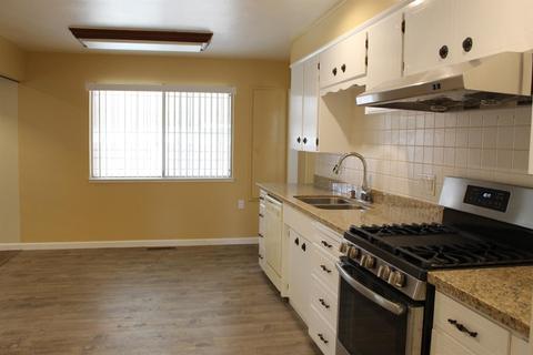 2001 W Vine, Lodi, CA 95242 photo 10