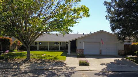2000 Sandpoint Dr, Modesto, CA 95358 photo 1