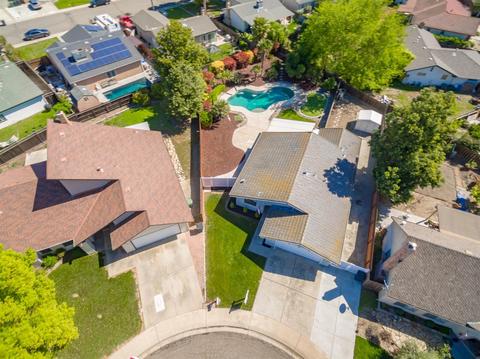 530 Cheri Ct, Ripon, CA 95366 photo 4