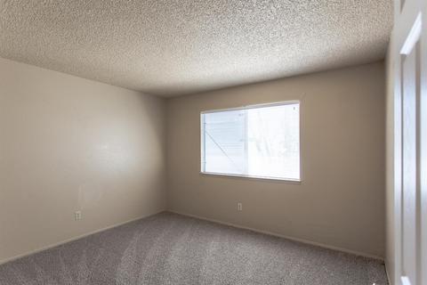 304 Gran Via, Modesto, CA 95354 photo 10