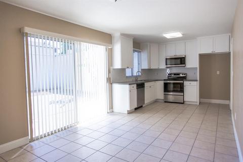 304 Gran Via, Modesto, CA 95354 photo 18