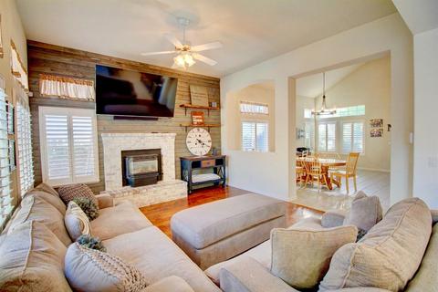 832 Evergreen Dr, Lodi, CA 95242 photo 7