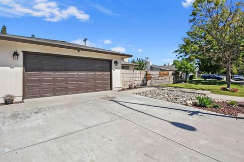 1109 Palmilla Dr, Modesto, CA 95356 photo 3