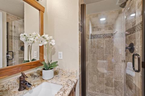 1514 Olympic Dr, Davis, CA 95616 photo 12