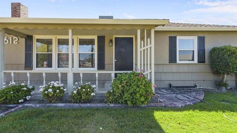 612 E Harney Ln, Lodi, CA 95242 photo 5