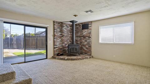 612 E Harney Ln, Lodi, CA 95242 photo 21