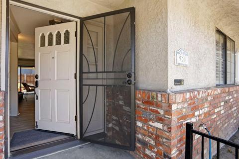 900 Interlaken Dr, Lodi, CA 95242 photo 6