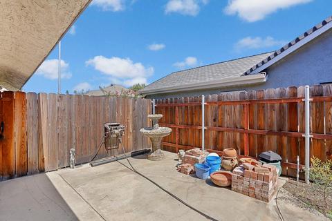 900 Interlaken Dr, Lodi, CA 95242 photo 33