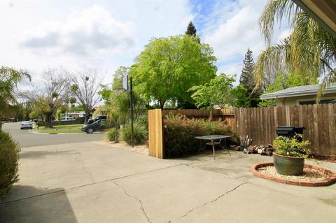 4941 Melvin Dr, Carmichael, CA 95608 photo 4