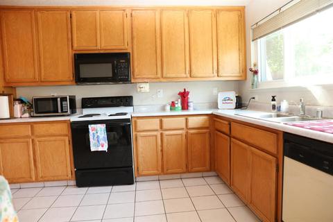 2916 Belharbour Dr, Modesto, CA 95355 photo 10